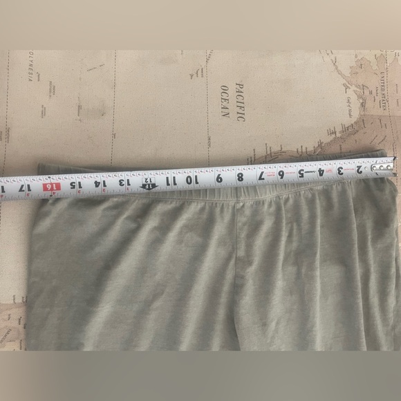 Luukaa Leggings Size 6 EU | 18 US Greige Color EUC - Picture 10 of 10